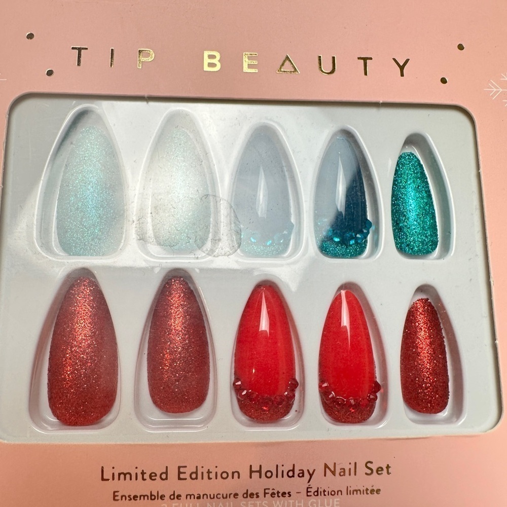 Tip Beauty Nail Set with Glitter and Patterns (Brand New) - Picture 3 of 5